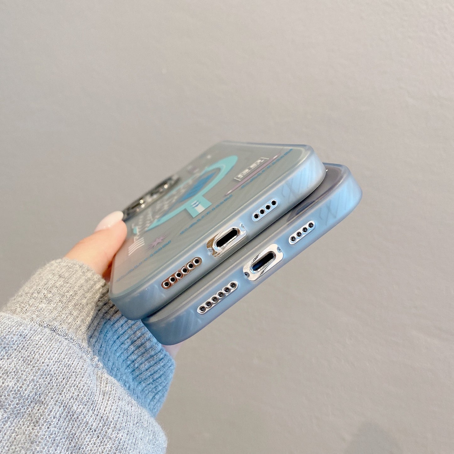 Tech trend cool frosted magnetic phone case