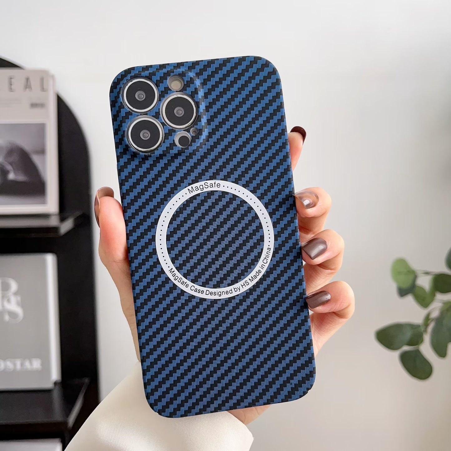 Fully wrapped carbon fiber pattern magnetic mobile phone case