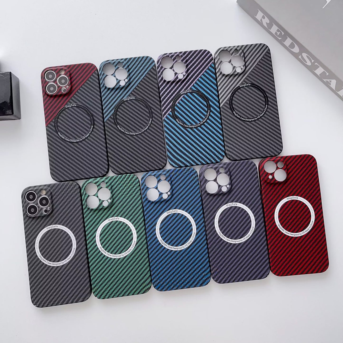 Fully wrapped carbon fiber pattern magnetic mobile phone case
