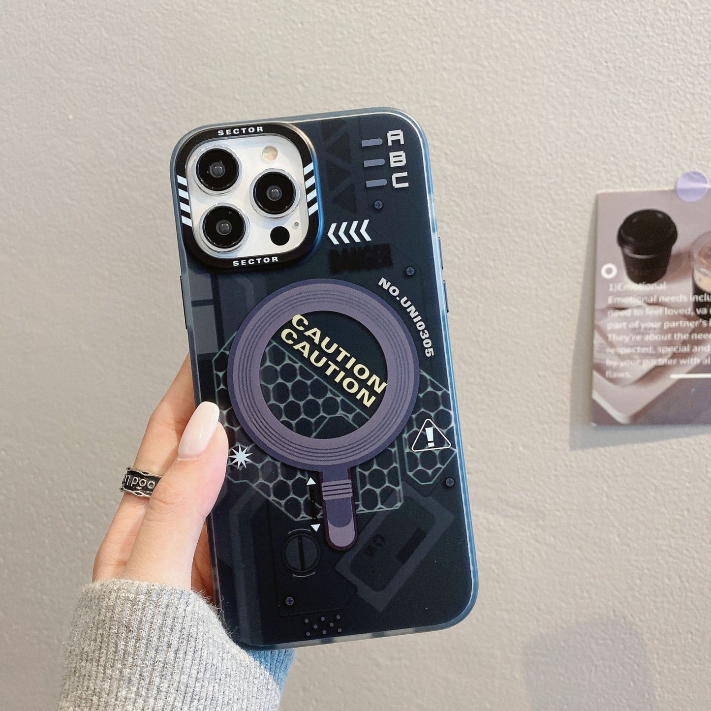 Tech trend cool frosted magnetic phone case
