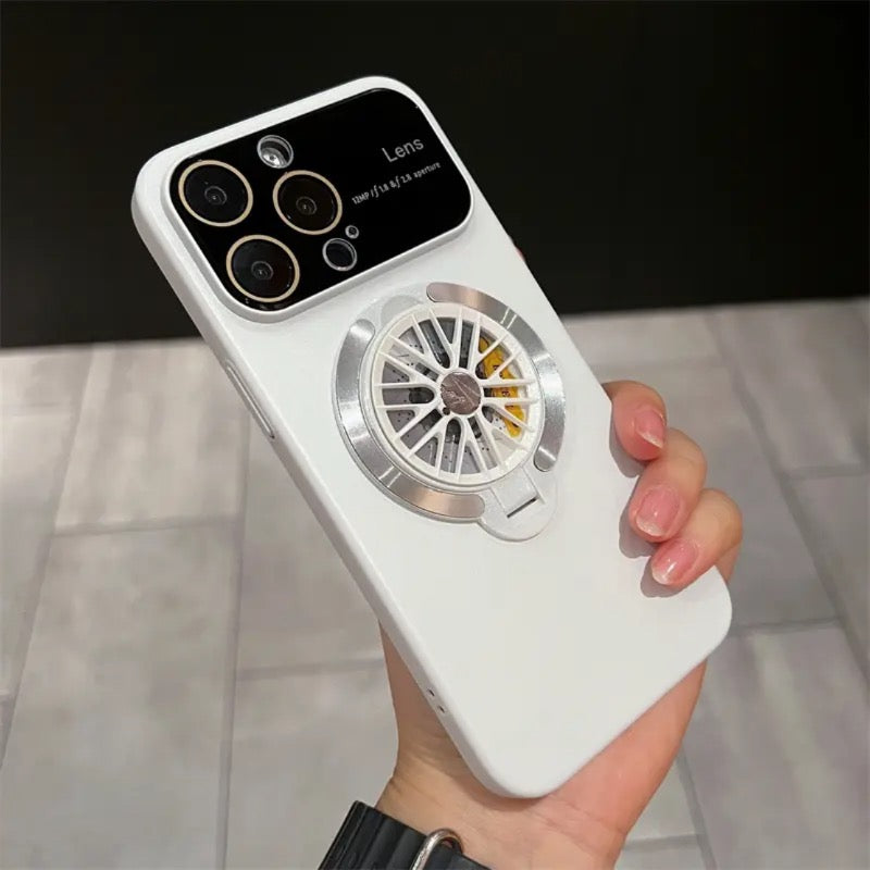 Lens protection rotating gyroscope phone case