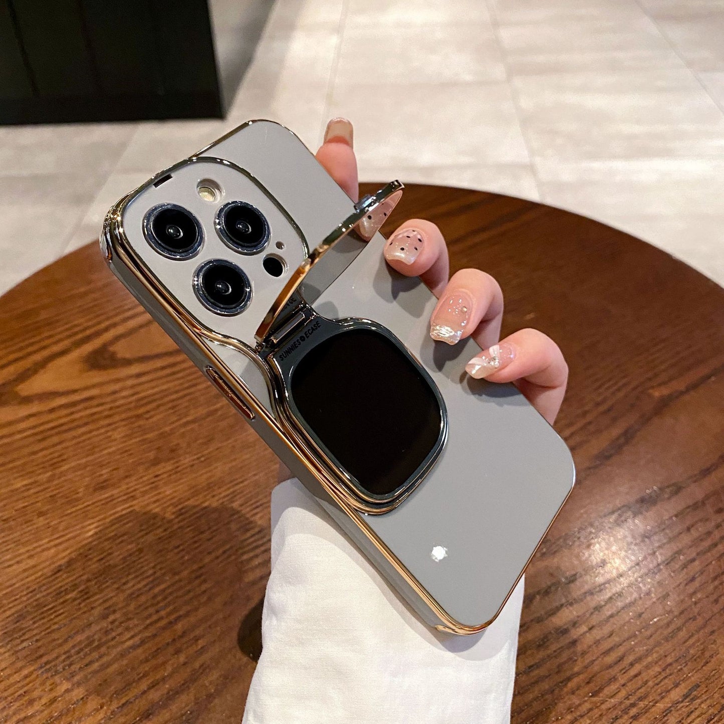 Premium sunglasses holder mobile phone case
