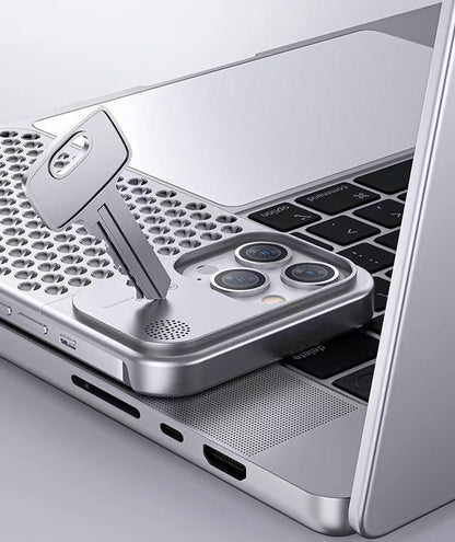 2025 Creative Fragrance heat dissipation metal snap phone case