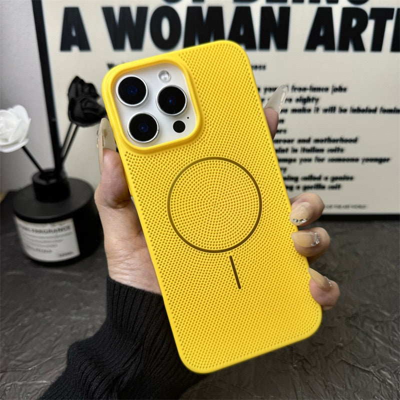 New summer breathable heat dissipation mesh magnetic suction anti-fall mobile phone case